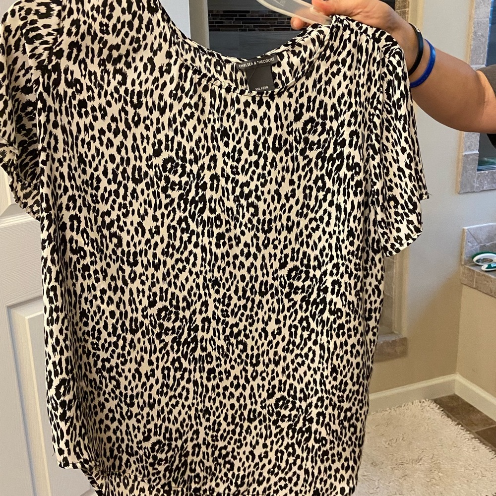 Women’s blouse